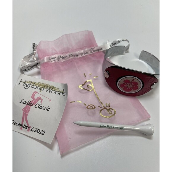 One Putt Designs Hibiscus Cuff Bracelet Designed For Ladies Golf Classic - Picture 1 of 9